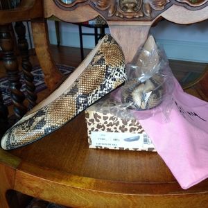 French Sole snakeskin wedge